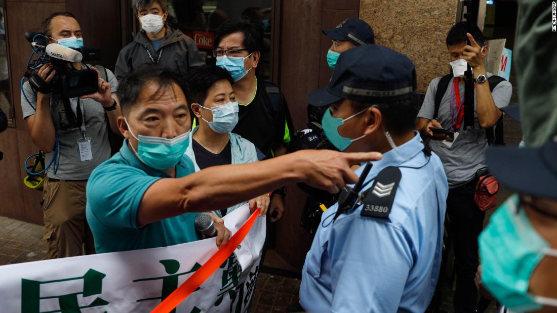 Cetățenii din Hong Kong au făcut curaj restricții împotriva coronavirusului pentru a protesta împotriva securității naționale