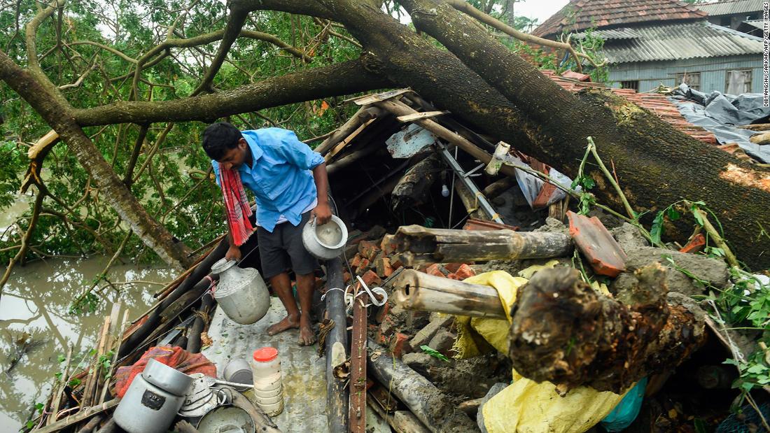 India și Bangladesh: Amphanul ciclonic topeste mizeria asupra comunităților afectate de coronavirus, mii de persoane rămân fără adăpost