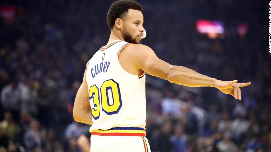 Steph Curry spune că „ar fi grosolan… nebunia” să aud jucătorii în timpul unui meci din NBA