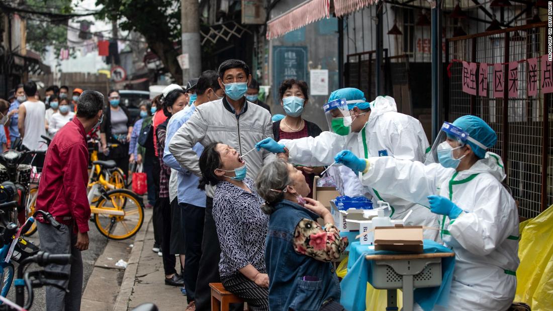 Wuhan a efectuat 6,5 milioane de teste coronavirus în doar 9 zile, potrivit mass-media statului