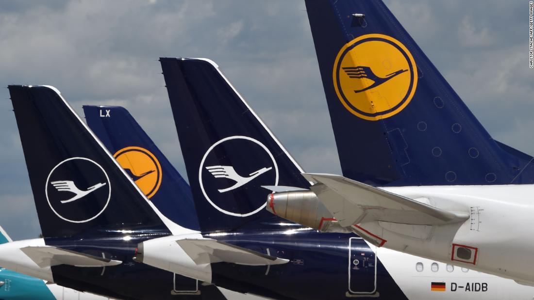 Recuperarea Lufthansa aprobată după ce acționarul miliardar a renunțat la opoziție