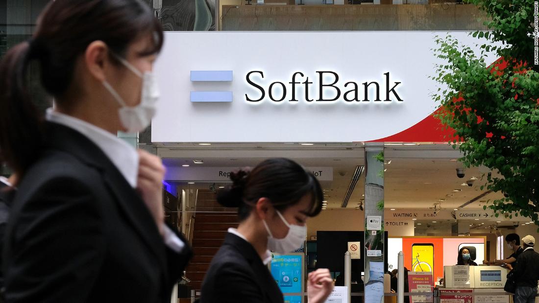 SoftBank spune că a testat 44.000 de oameni în Japonia pentru anticorpii Covid-19